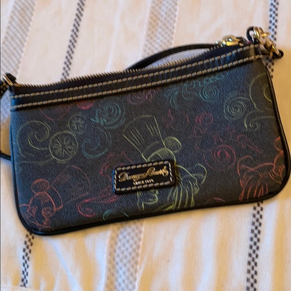 Disney Dooney Food and Wine Wrislet